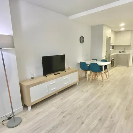 Ava Flats Apartament *