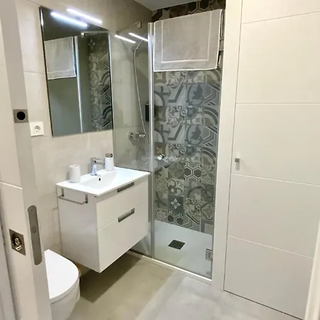 Ava Flats 阿利坎特