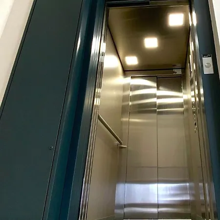 Ava Flats Аликанте